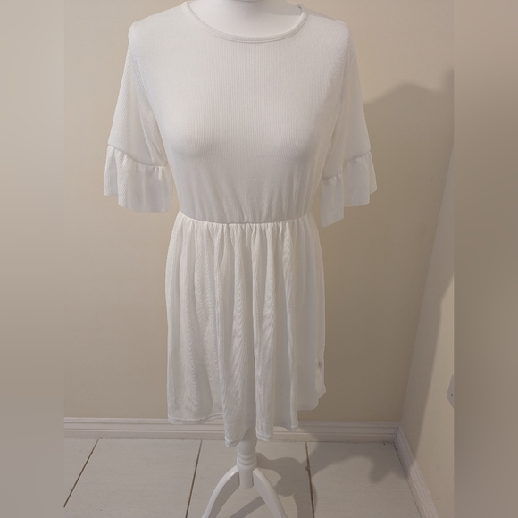 Frill Sleeve Skater Dress recycled From Boohoo brand new with tags - Picture 2 of 7